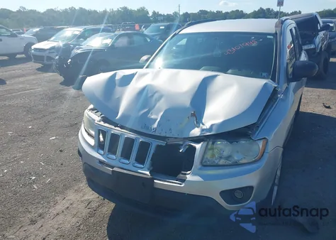2011 Jeep Compass Sport z USA, uszkodzony, nr VIN 1J4NF1FB7BD141835